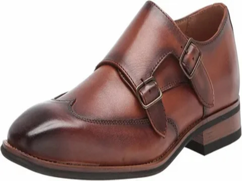 La Milano men’s wholecut dress shoe crafted from premium leather for formal events